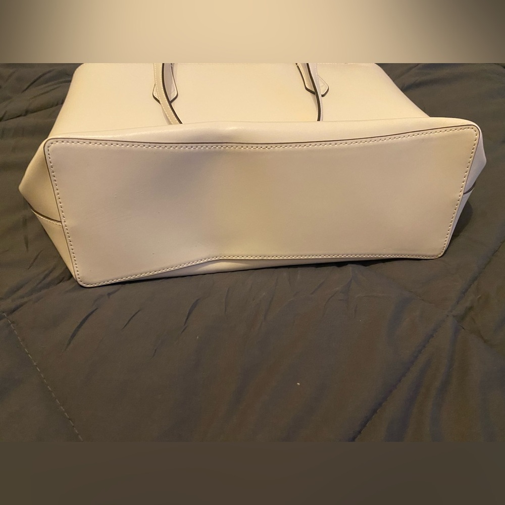 Kate Spade Small Tote - Picture 3 of 5